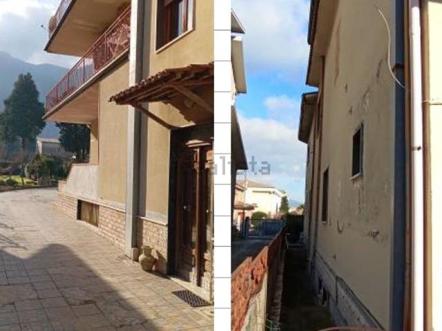 Appartamento in vendita di 136 m² in Via San Potito