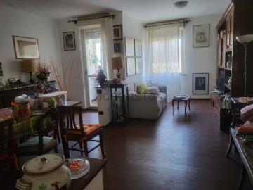 Appartamento in vendita di 136 m² in Via Palmiro Togliatti, 6