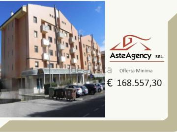 Appartamento in vendita di 136 m² in Via Parigi, 42