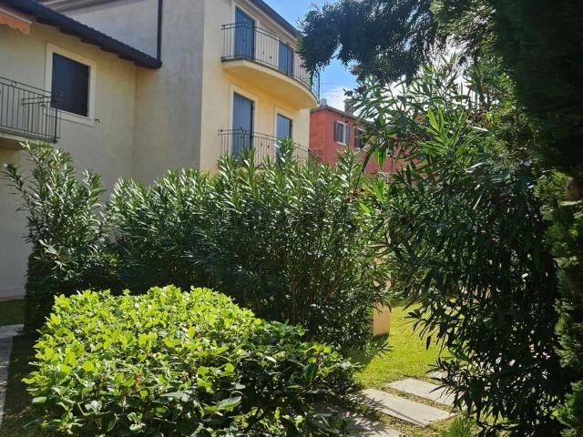 Appartamento in vendita di 136 m² in Via per Albisano, 16