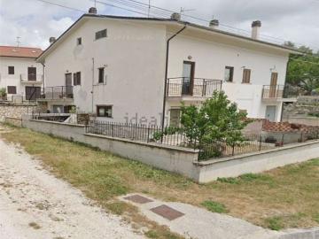 Appartamento in vendita di 136 m² in Via Roberto Rossellini, 4