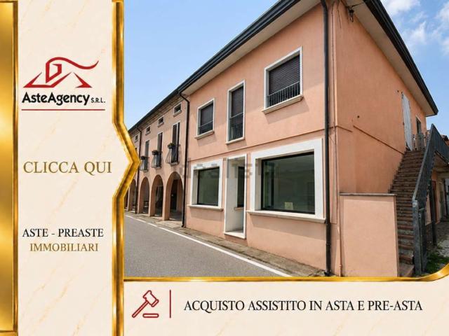 Appartamento in vendita di 136 m² in Via Roma, 20