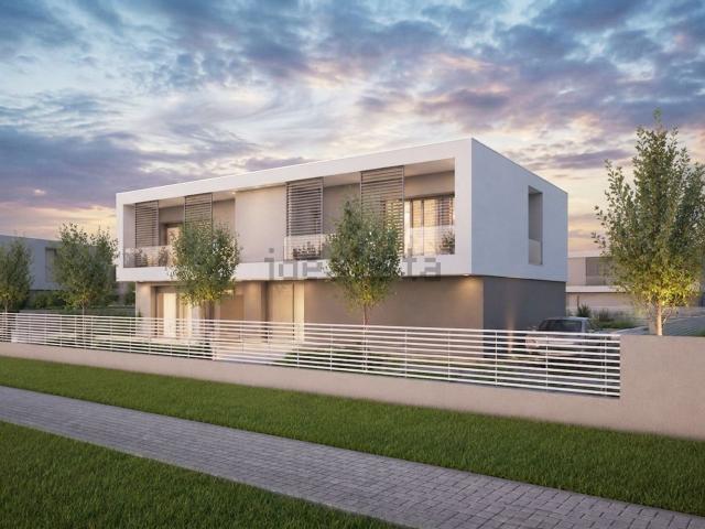 Appartamento in vendita di 136 m² in Via Vittorina Sambri, 10