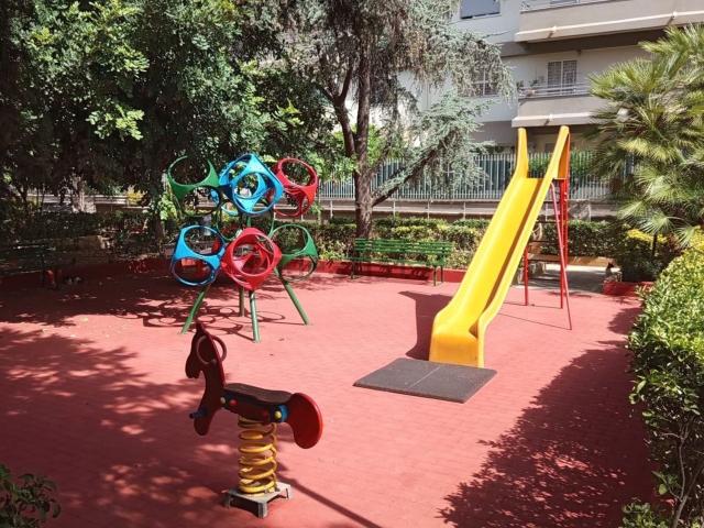 Appartamento in vendita di 136 m² in Viale della Regione Siciliana, 1325