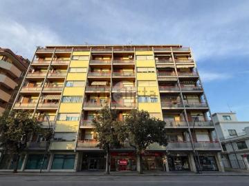 Appartamento in vendita di 136 m² in Viale G. Marconi, 149