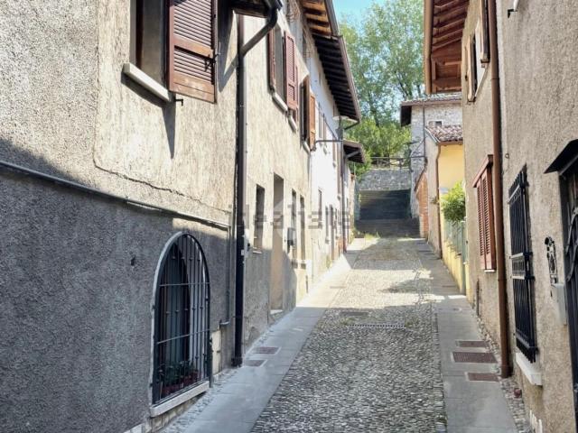 Appartamento in vendita di 136 m² in Vicolo Bailoni, 1