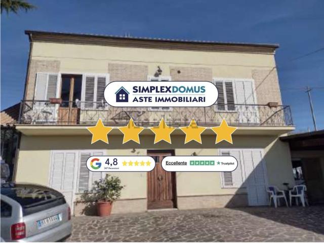 Appartamento in vendita di 136 m² in Contrada Castellarso Tenna