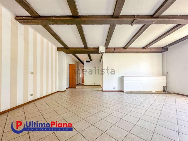 Appartamento in vendita di 136 m² in Località Teppe