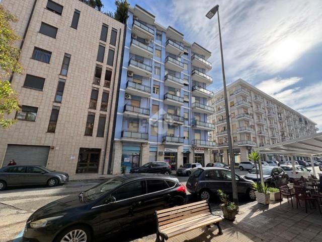 Appartamento in vendita di 136 m² in Piazza Fausto e Luigi Gullo, 43