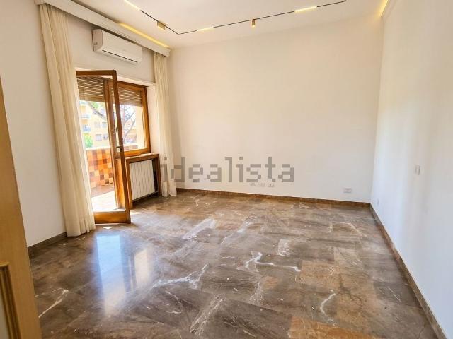 Appartamento in vendita di 136 m² in Piazzale delle Medaglie d&apos Oro