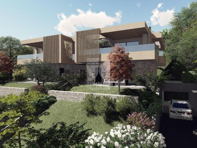 Appartamento in vendita di 137 m² in Via Costa Muratori