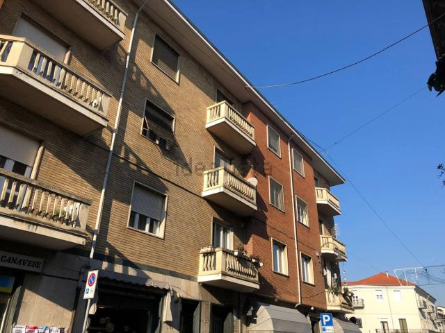 Appartamento in vendita di 137 m² in Via Carlo Alberto, 61