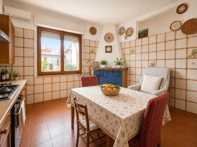 Appartamento in vendita di 137 m² in Via Cincinnato
