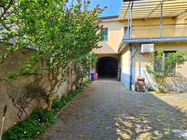 Appartamento in vendita di 137 m² in Via Curioni, 30