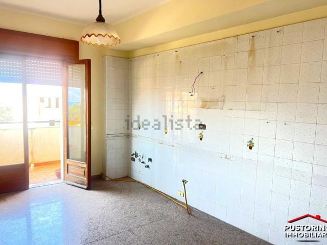 Appartamento in vendita di 137 m² in Via Abate Sant&apos Elia