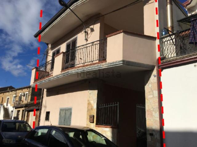 Appartamento in vendita di 137 m² in Via Battisti