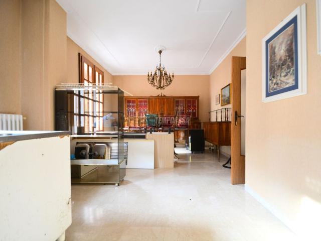 Appartamento in vendita di 137 m² in Via Gaetano Salvemini