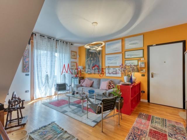 Appartamento in vendita di 137 m² in Via Gemona
