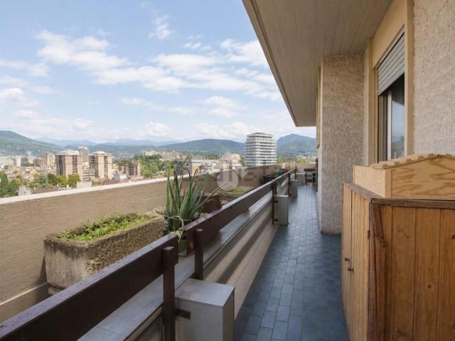 Appartamento in vendita di 137 m² in Via Giuseppe di Vittorio, 1