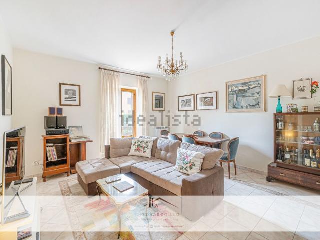 Appartamento in vendita di 137 m² in Via dei Condotti, 40