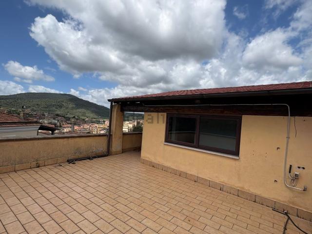 Appartamento in vendita di 137 m² in Via Della Stazione, 20