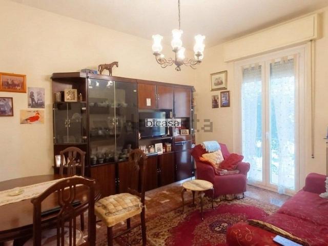Appartamento in vendita di 137 m² in Via Felice Orsini