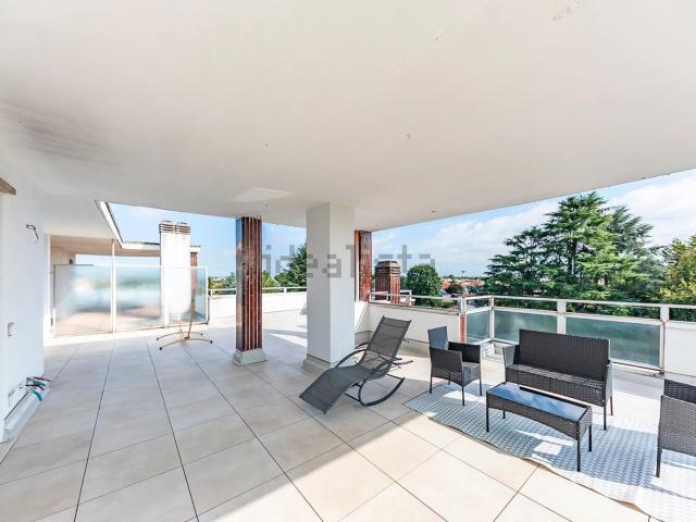 Appartamento in vendita di 137 m² in Via L.Da Vinci, 21