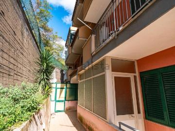 Appartamento in vendita di 137 m² in Via Laureata, 12