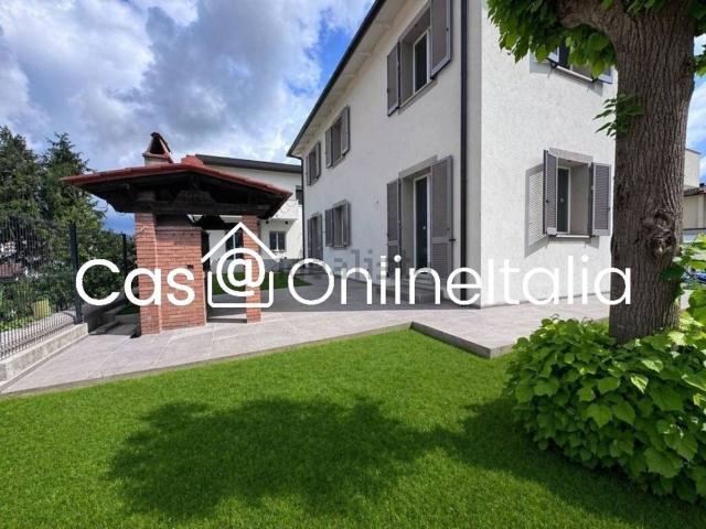 Appartamento in vendita di 137 m² in Via Livornese, 272