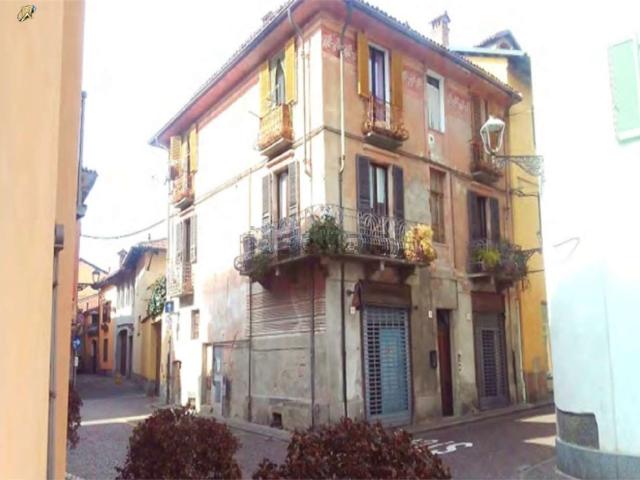 Appartamento in vendita di 137 m² in Via Martiri della Libertà, 6