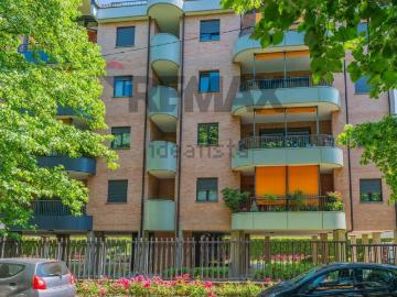 Appartamento in vendita di 137 m² in Via Michelangelo Buonarroti, 4
