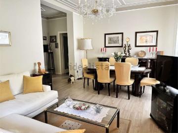 Appartamento in vendita di 137 m² in Via San Francesco d&apos Assisi, 46