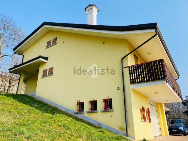 Appartamento in vendita di 137 m² in Via San Pietro, 4