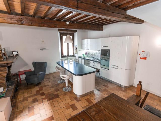 Appartamento in vendita di 137 m² in Via Roma, 1