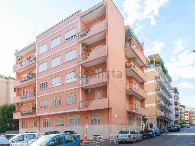 Appartamento in vendita di 137 m² in Via Romeo Rodriguez Pereira, 183