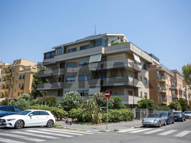 Appartamento in vendita di 137 m² in Via Rutilio Namaziano, 50