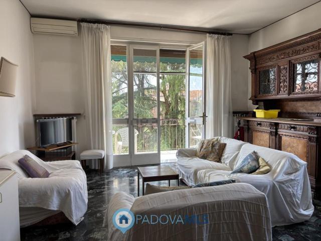 Appartamento in vendita di 137 m² in Via Teofilo Folengo