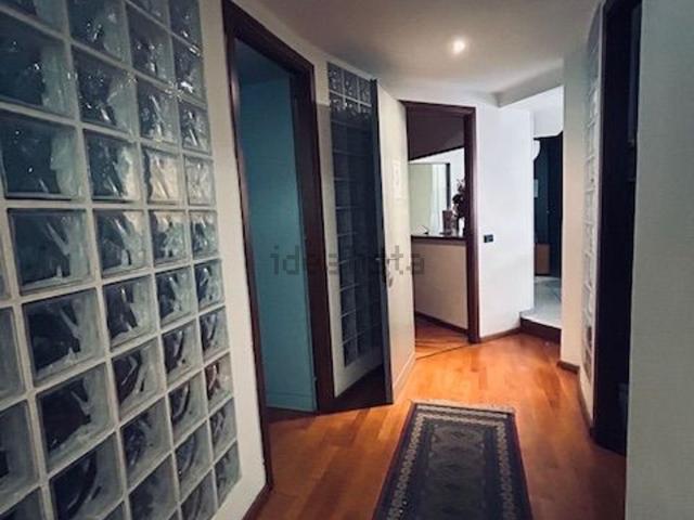 Appartamento in vendita di 137 m² in Via Vittorio Veneto, 175