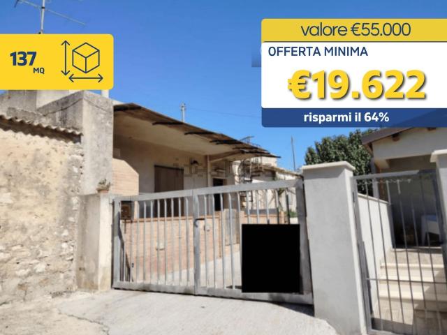 Appartamento in vendita di 137 m² in Contrada Cicimia, 106