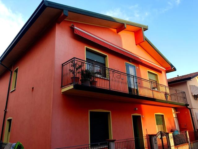 Appartamento in vendita di 138 m² in Via Corsica, 15