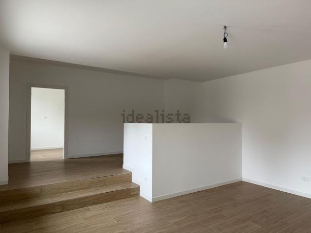 Appartamento in vendita di 138 m² in Via Cervel, 86