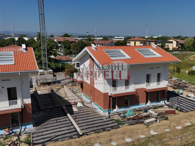Appartamento in vendita di 138 m² in Via Aldo Baggini
