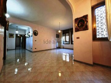 Appartamento in vendita di 138 m² in Via Bova