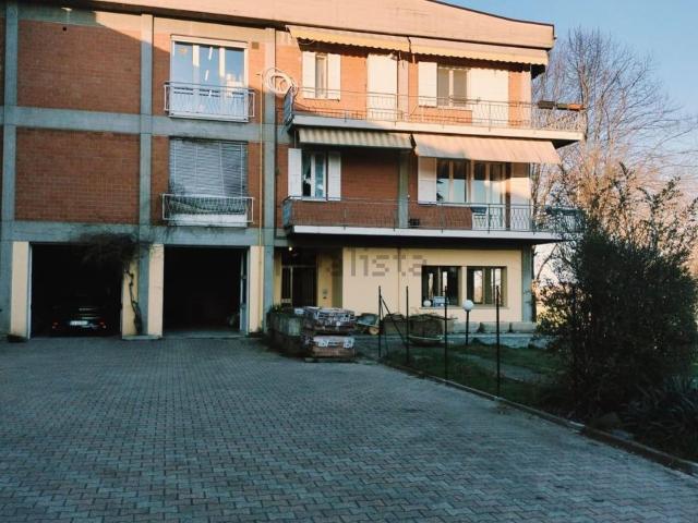 Appartamento in vendita di 138 m² in Via Giuseppe Di Vittorio, 42020