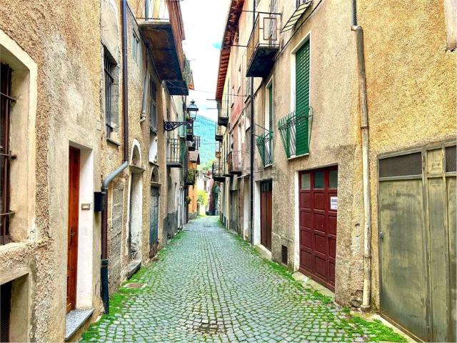 Appartamento in vendita di 138 m² in Via Giardini, 4
