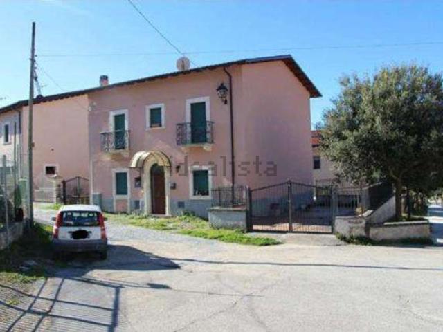 Appartamento in vendita di 138 m² in Via del Selciato