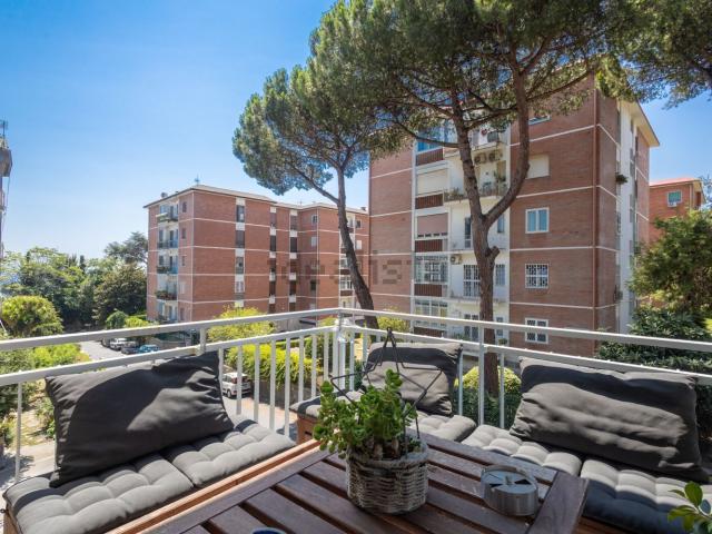 Appartamento in vendita di 138 m² in Via Francesco Petrarca, 20