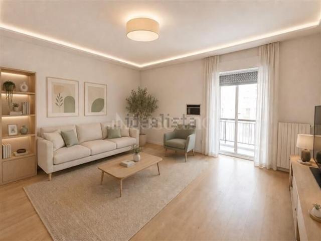 Appartamento in vendita di 138 m² in Via la Spezia