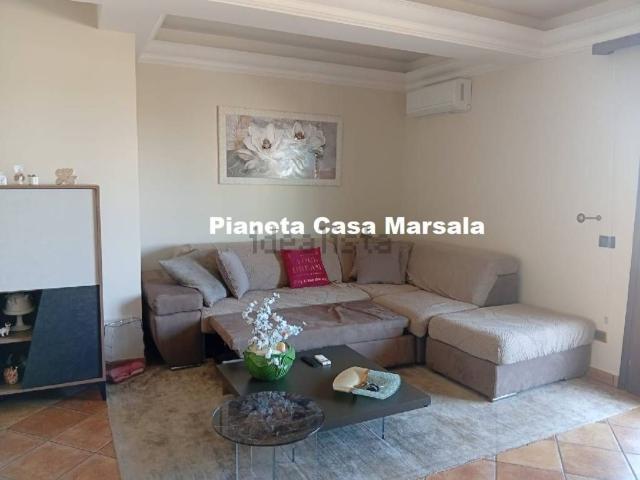 Appartamento in vendita di 138 m² in Via Mazara