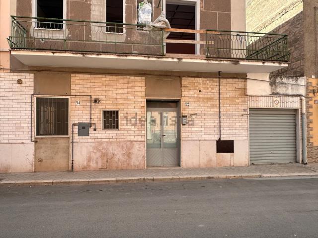 Appartamento in vendita di 138 m² in Via Soldato R. Scotese, 11